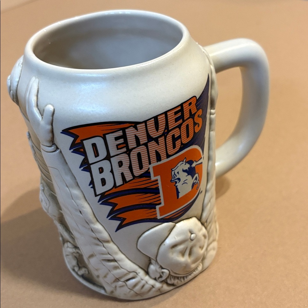 Denver Broncos coffee mug - Picture 2 of 5